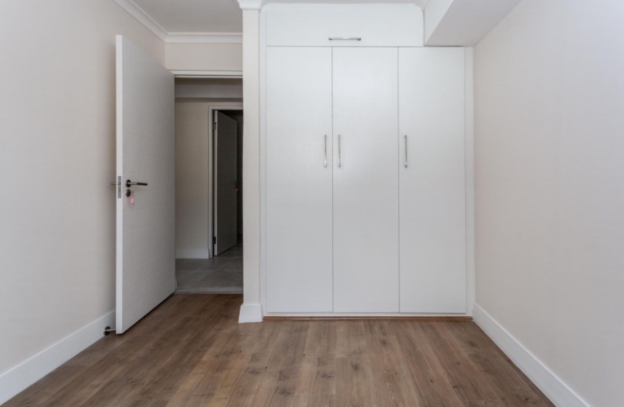 2 Bedroom Property for Sale in Zonnebloem Western Cape